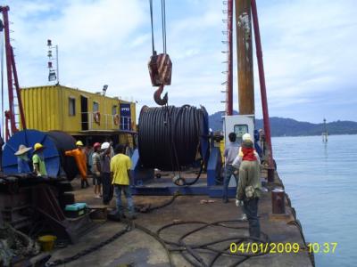 Laying winch cable